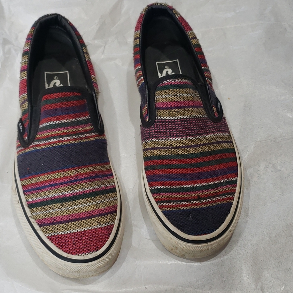 Vans Sz W7 M5.5 slip-ons